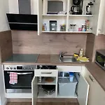 Hotel 77 Qm Fewo Schlosspark Residenz Innenstadt+netflix