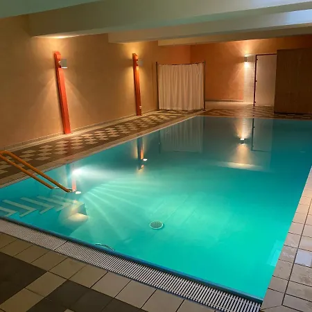 Hotel 77 Qm Fewo Schlosspark Residenz Innenstadt Schwimmbad Schwerin (Mecklenburg-Vorpommern)