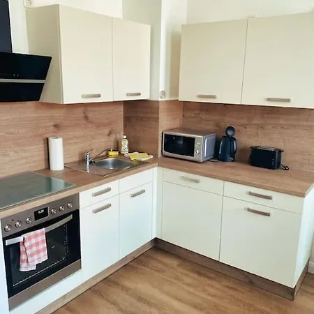 77 Qm Fewo Schlosspark Residenz Innenstadt Schwimmbad *